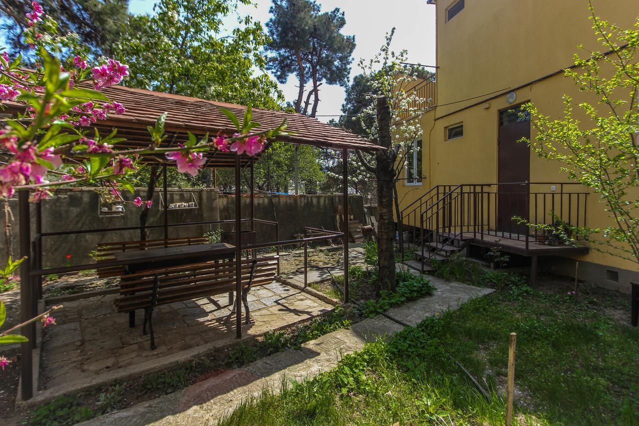 טביליסי Apartment Gardens 44 מראה חיצוני תמונה