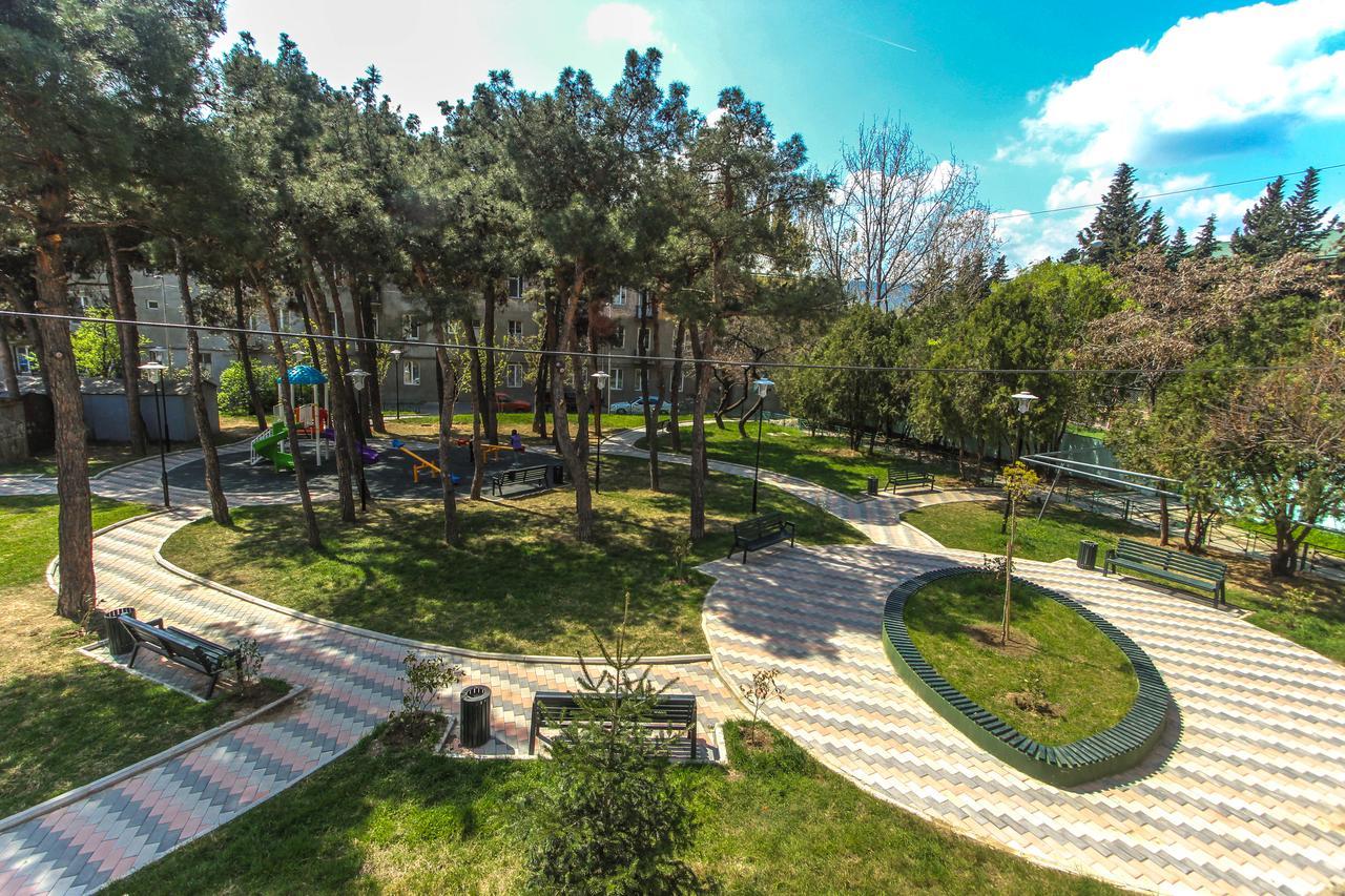 טביליסי Apartment Gardens 44 מראה חיצוני תמונה